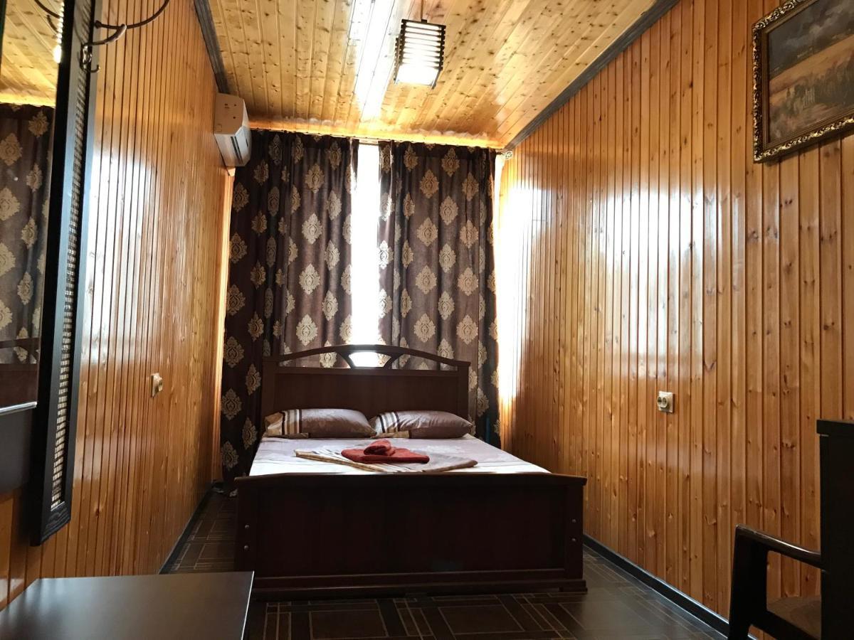 Бархат Tsandrypsj Buitenkant foto