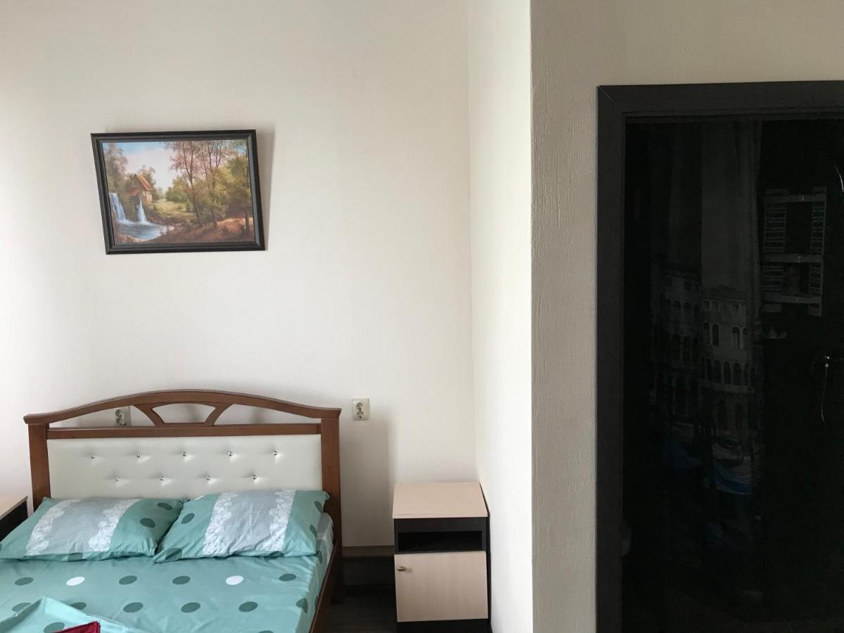 Бархат Tsandrypsj Buitenkant foto