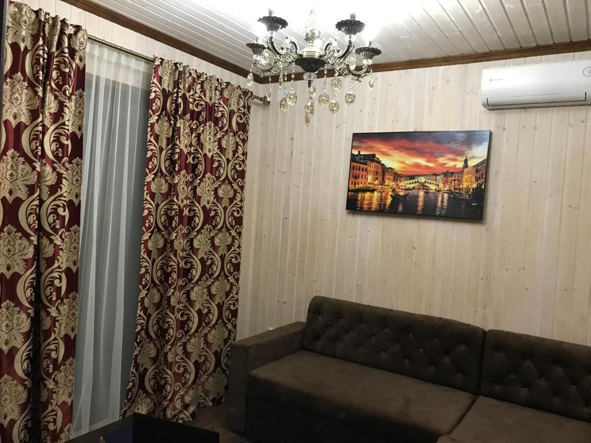 Бархат Tsandrypsj Buitenkant foto