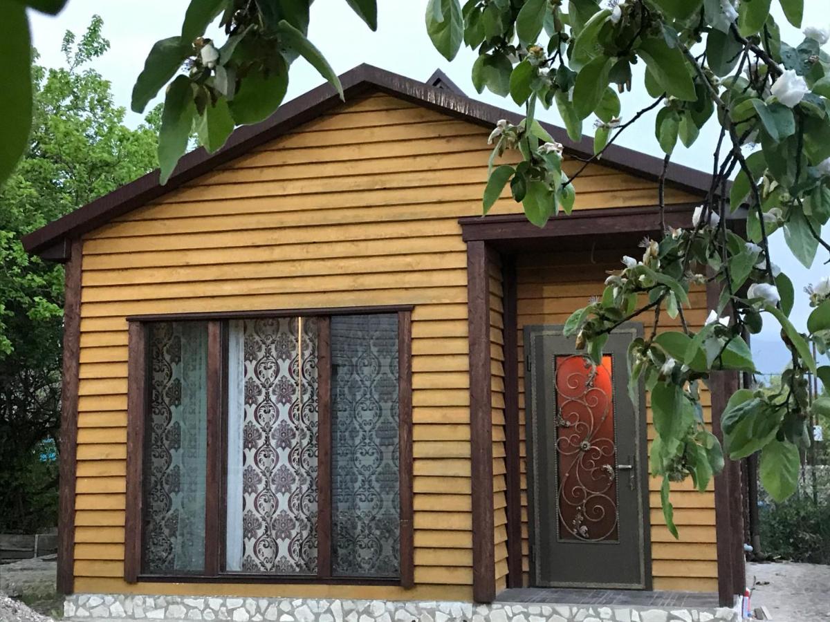 Бархат Tsandrypsj Buitenkant foto